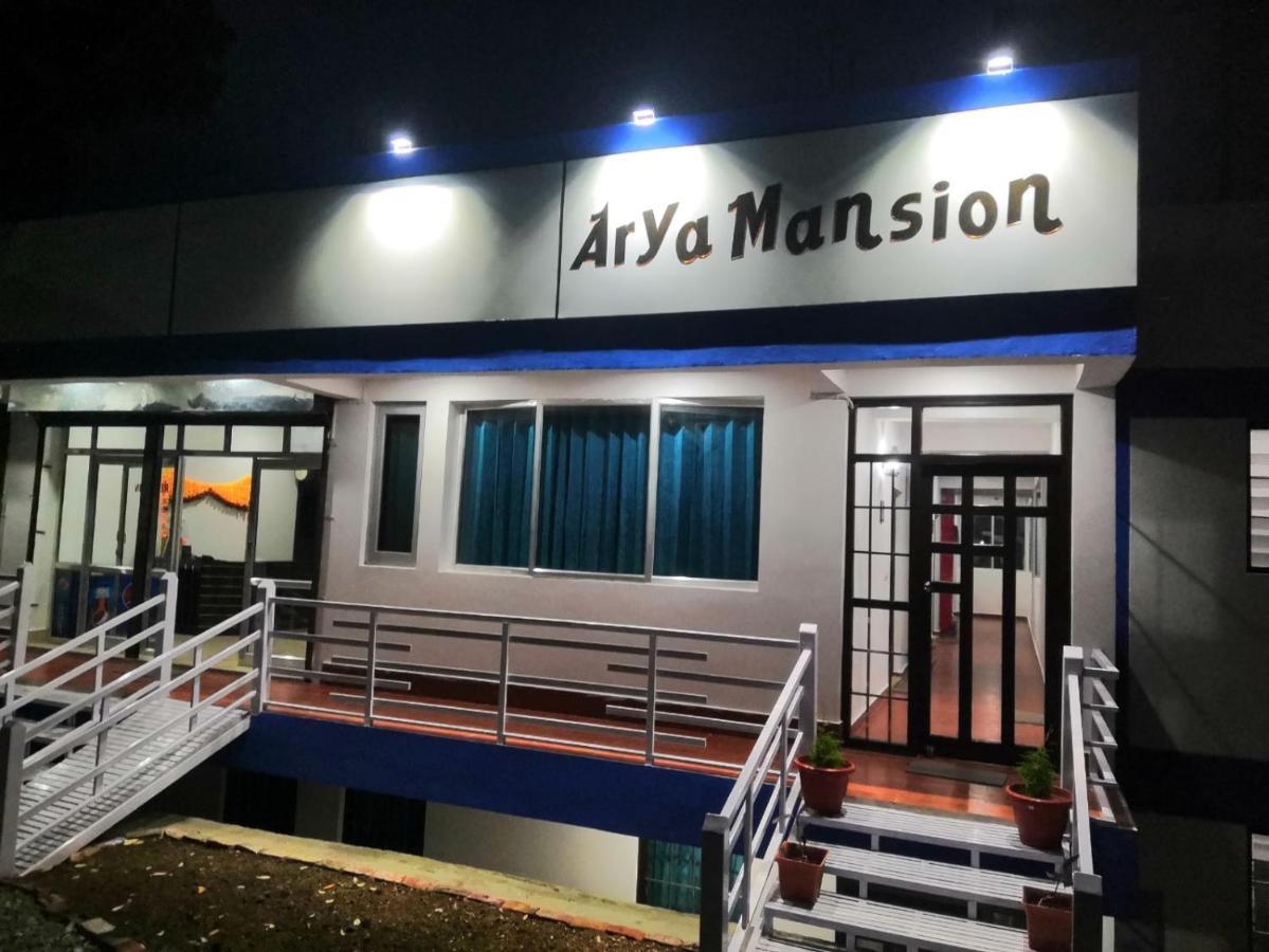 Arya Mansion Ξενοδοχείο Lansdowne Εξωτερικό φωτογραφία